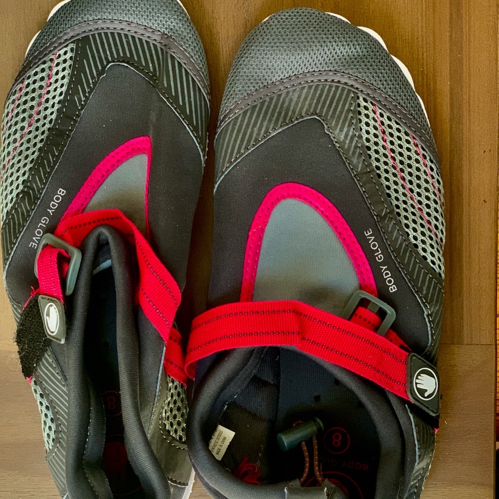 Body Glove Water Shoes Black and Red Durable Design